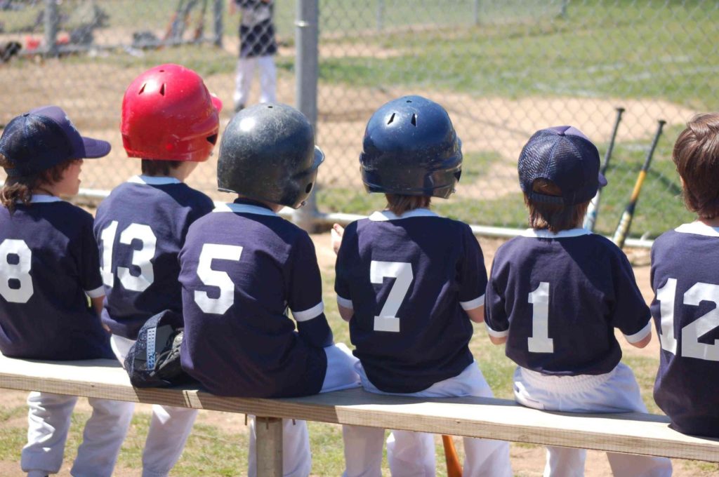 bigstock-Kids-Baseball-Team-Jpg-2274016-c-r